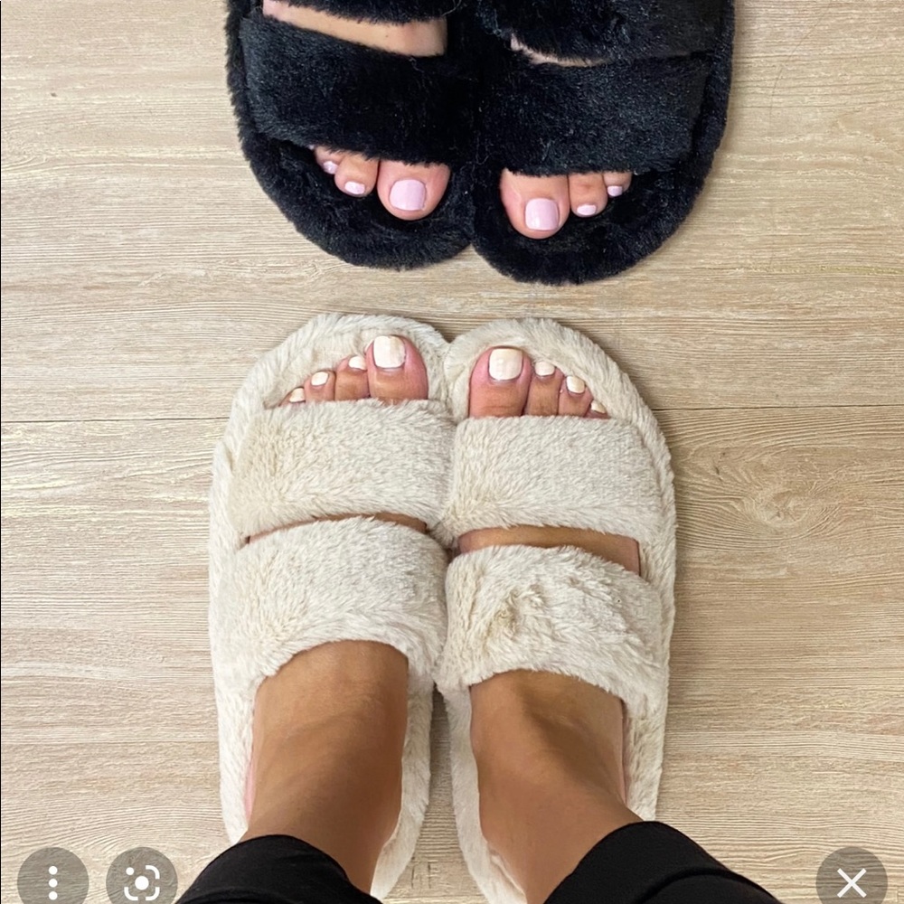 Brand new never worn cozy faux fur slides